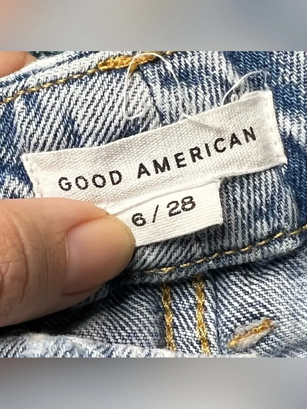 Good American Crossover Waist Straight Leg Jeans Raw Hem Women's Size 6/28